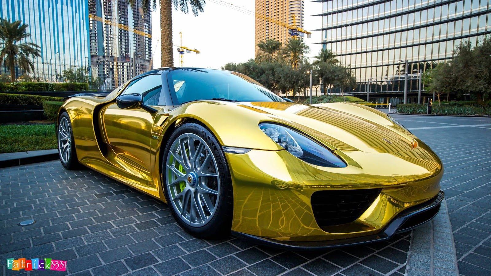 http://www.autoblog.hu/media/2015/01/Porsche-918-Gold-Chrome-1.jpg