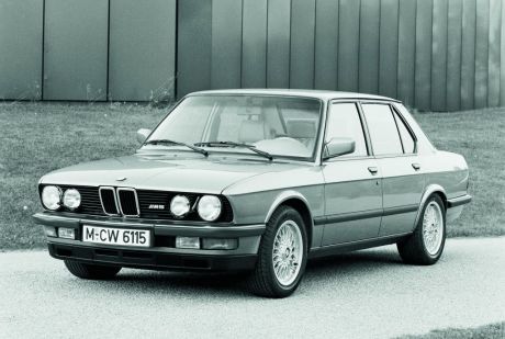 BMW M5 els
</p>

			
 </div>
  
	<div class=