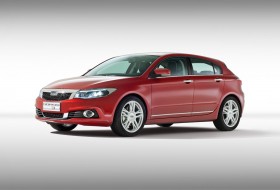 genfi autószalon, kína, qoros, qoros 3