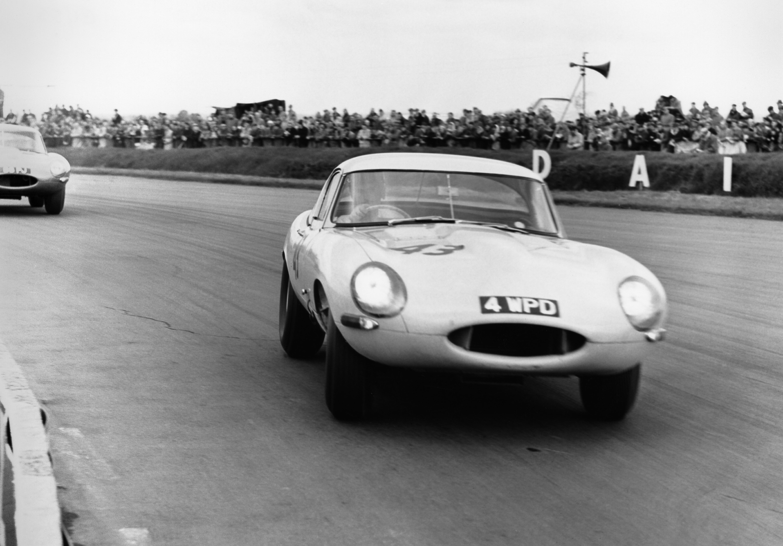 Jaguar E-Type Lightweight