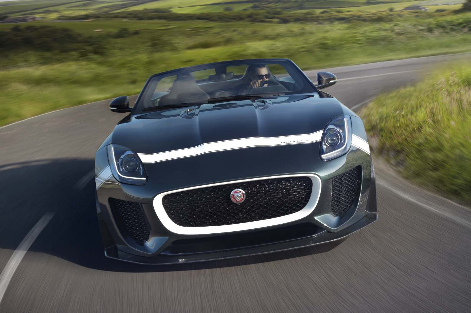 Jaguar F-Type Project 7