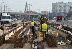 forgalom, közlekedés, nyár, nyaralás, nyári szünet, útfelújítás