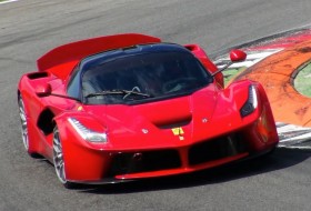 ferrari, laferrari, monza, olaszország, videó