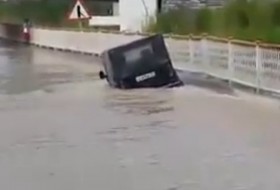 autós videó, terepjáró, videó
