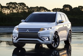 hibrid, outlander, outlander phev, plug-in hibrid