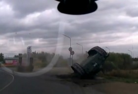 baleset, oroszország, tank, videó