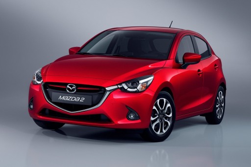 mazda2_2014_still_05