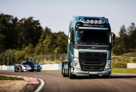koenigsegg, one:1, volvo