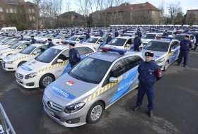 audi, mercedes, rendőrség, skoda