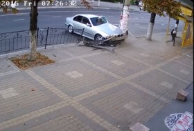 baleset, bmw, busz, oroszország, videó