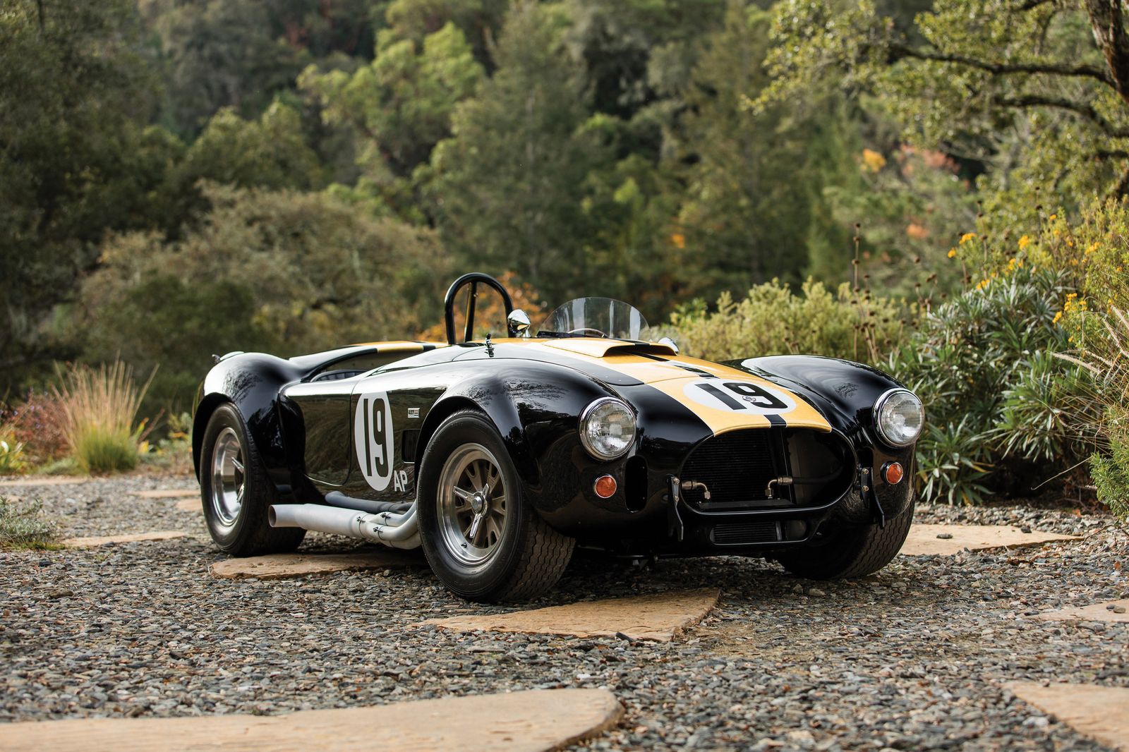 50 éves Shelby Cobra 427 Competition