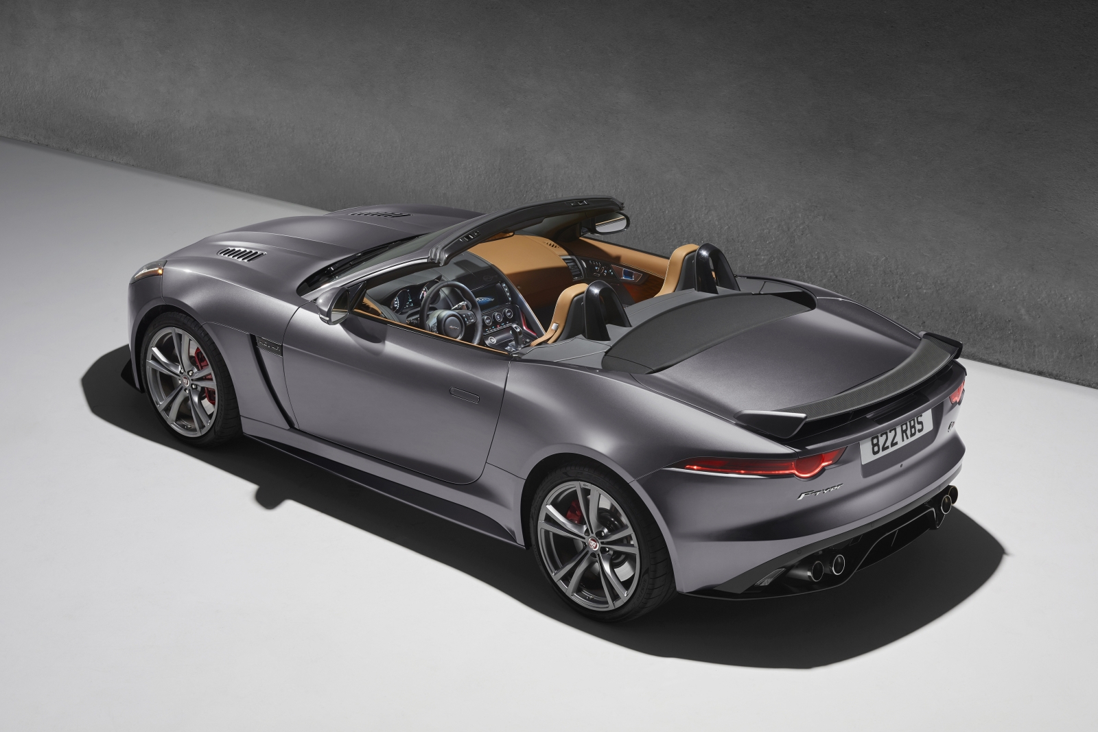 Jaguar F-Type SVR