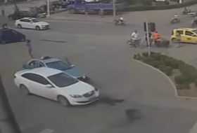 autóbaleset, kína, videó autóbaleset, kína, videó
