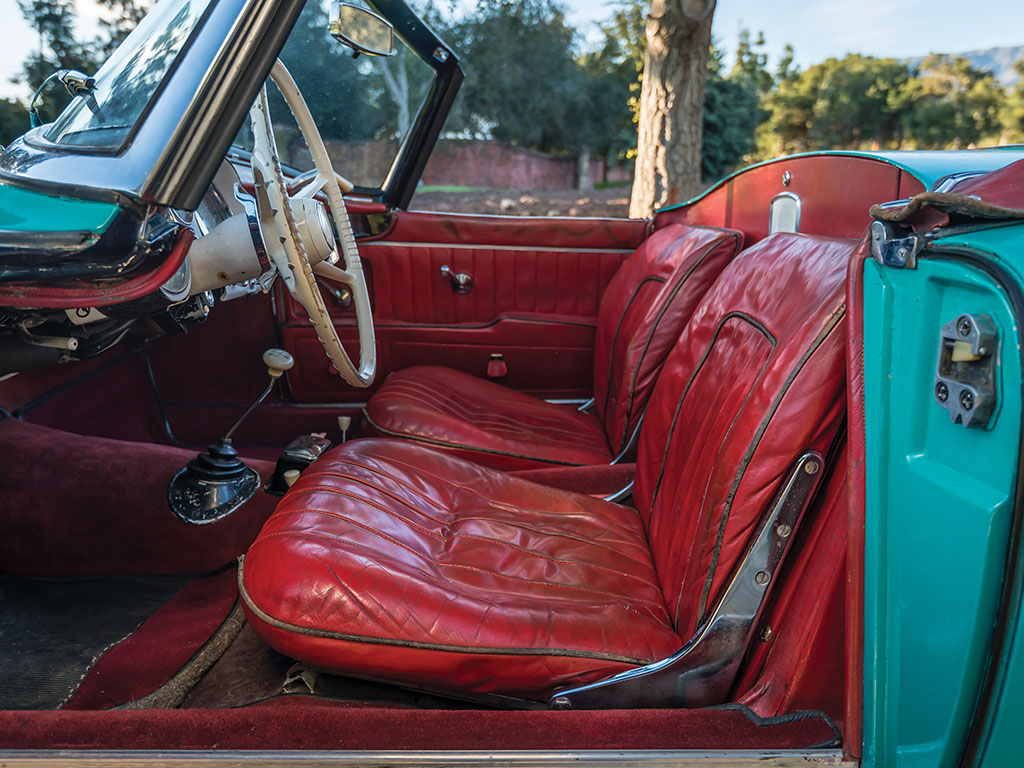 A nap képe: A restaurálatlanul is gyönyörű öreg BMW 507
