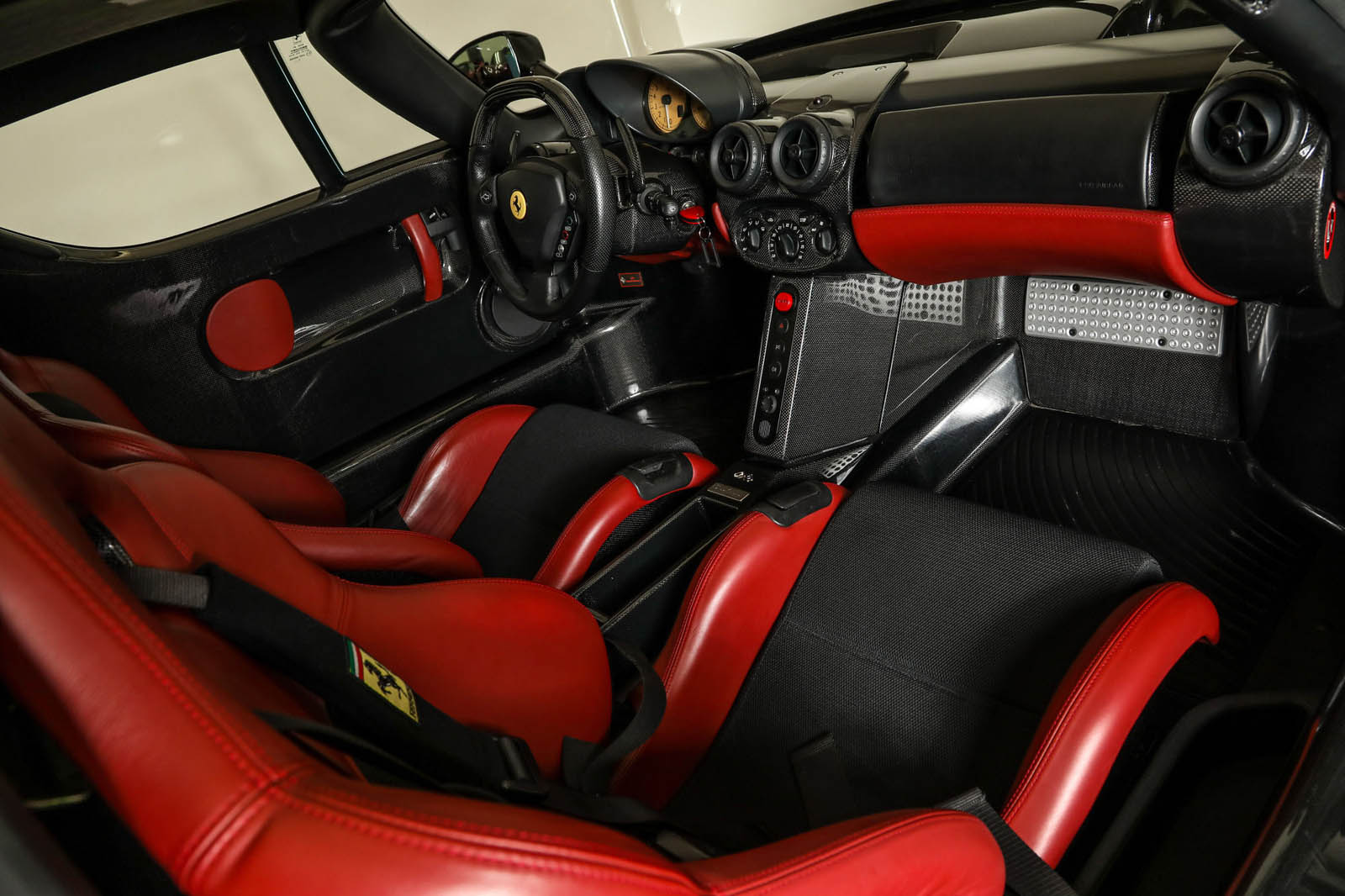 Ferrari Enzo Black