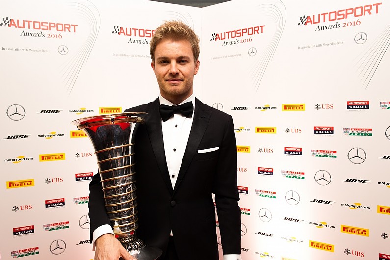 Elkeverte Nico Rosberg bajnoki serlegét a posta