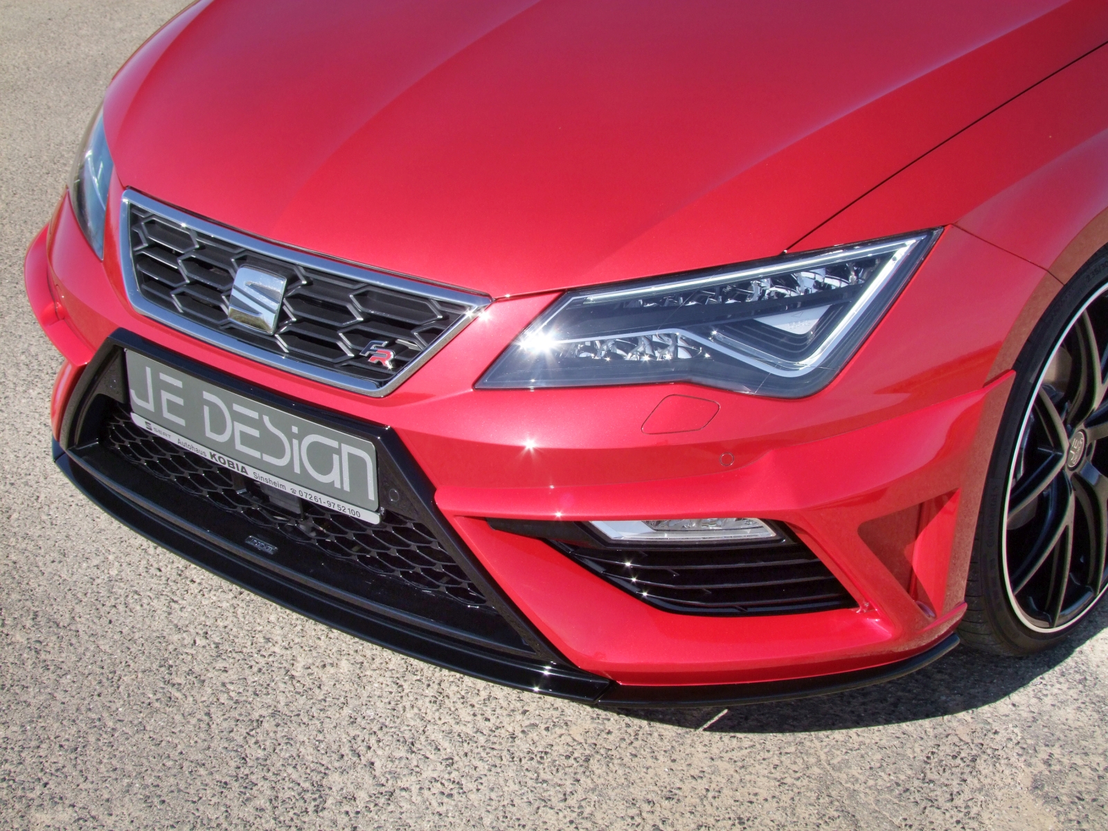 JE Design SEAT Leon FR Street Race