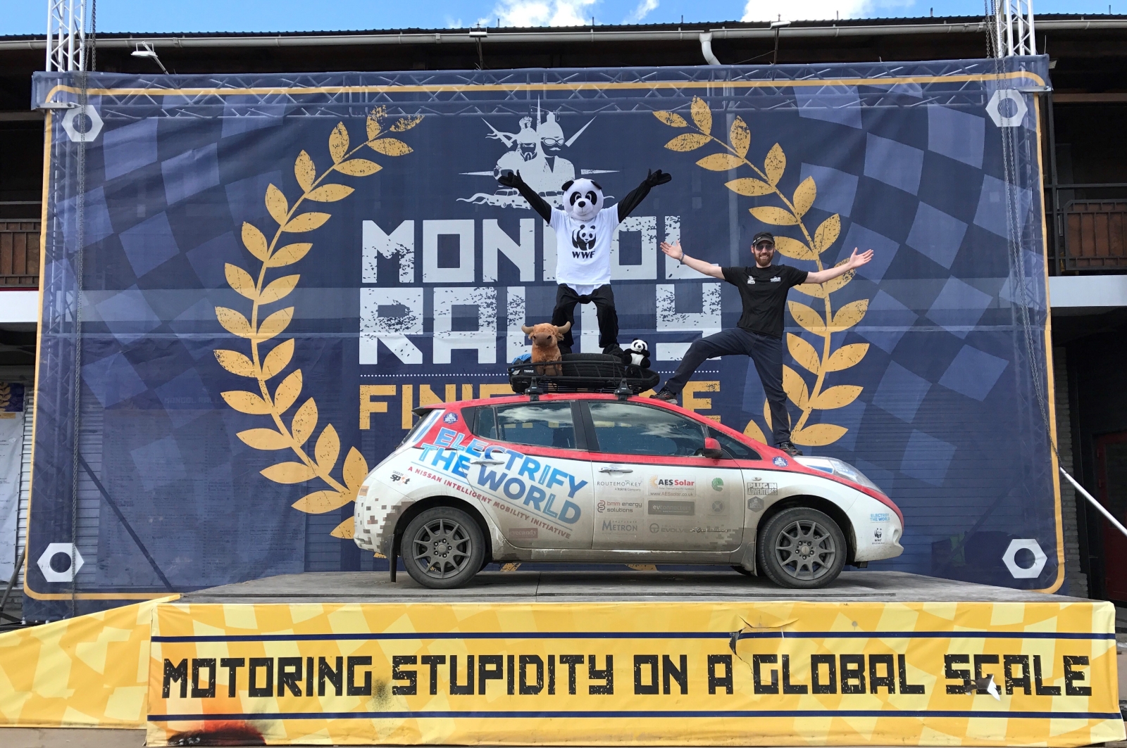 Nissan Leaf teljesítette a Mongol Rally-t