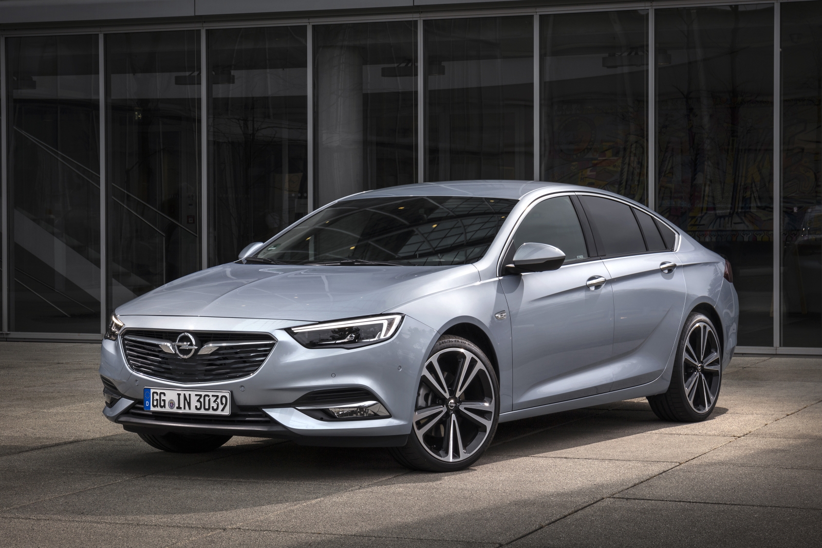 New top-of-the-line engine for Opel Insignia