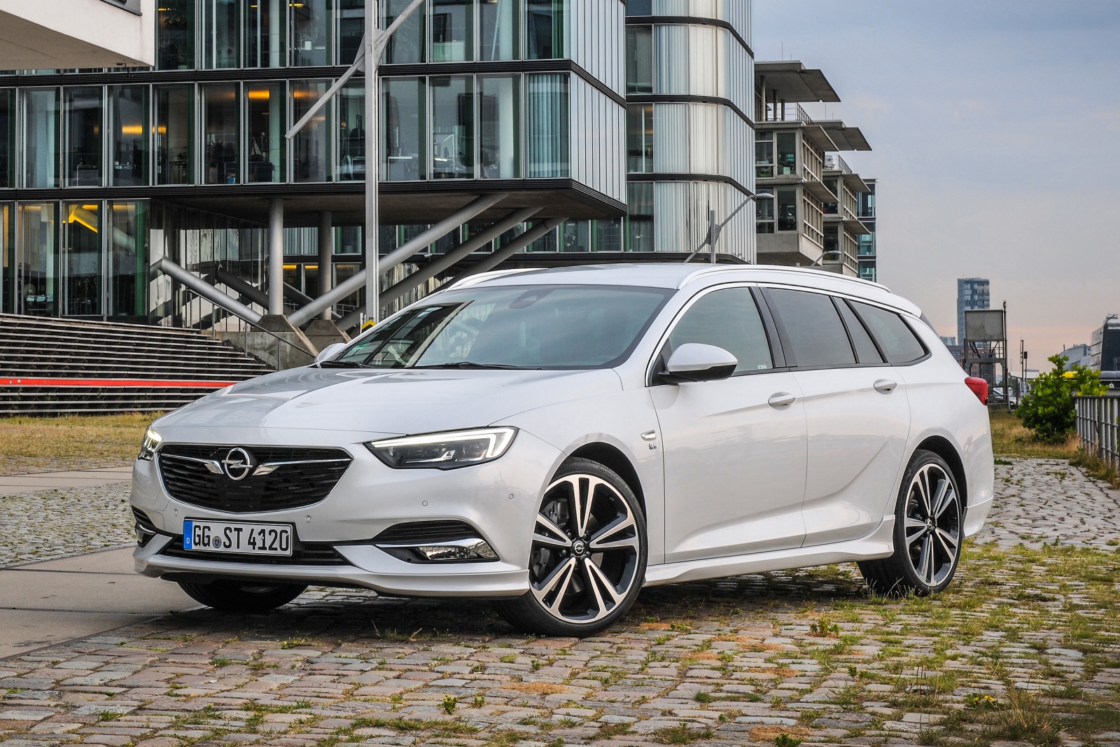 New top-of-the-line engine for Opel Insignia