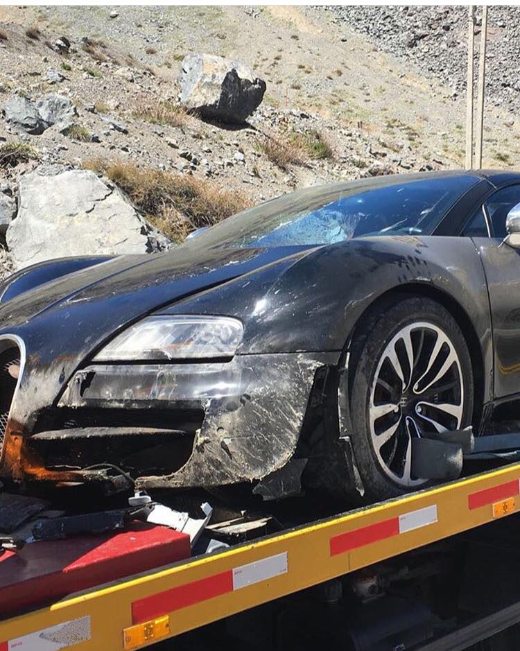 Frissen összetört Bugatti Veyron