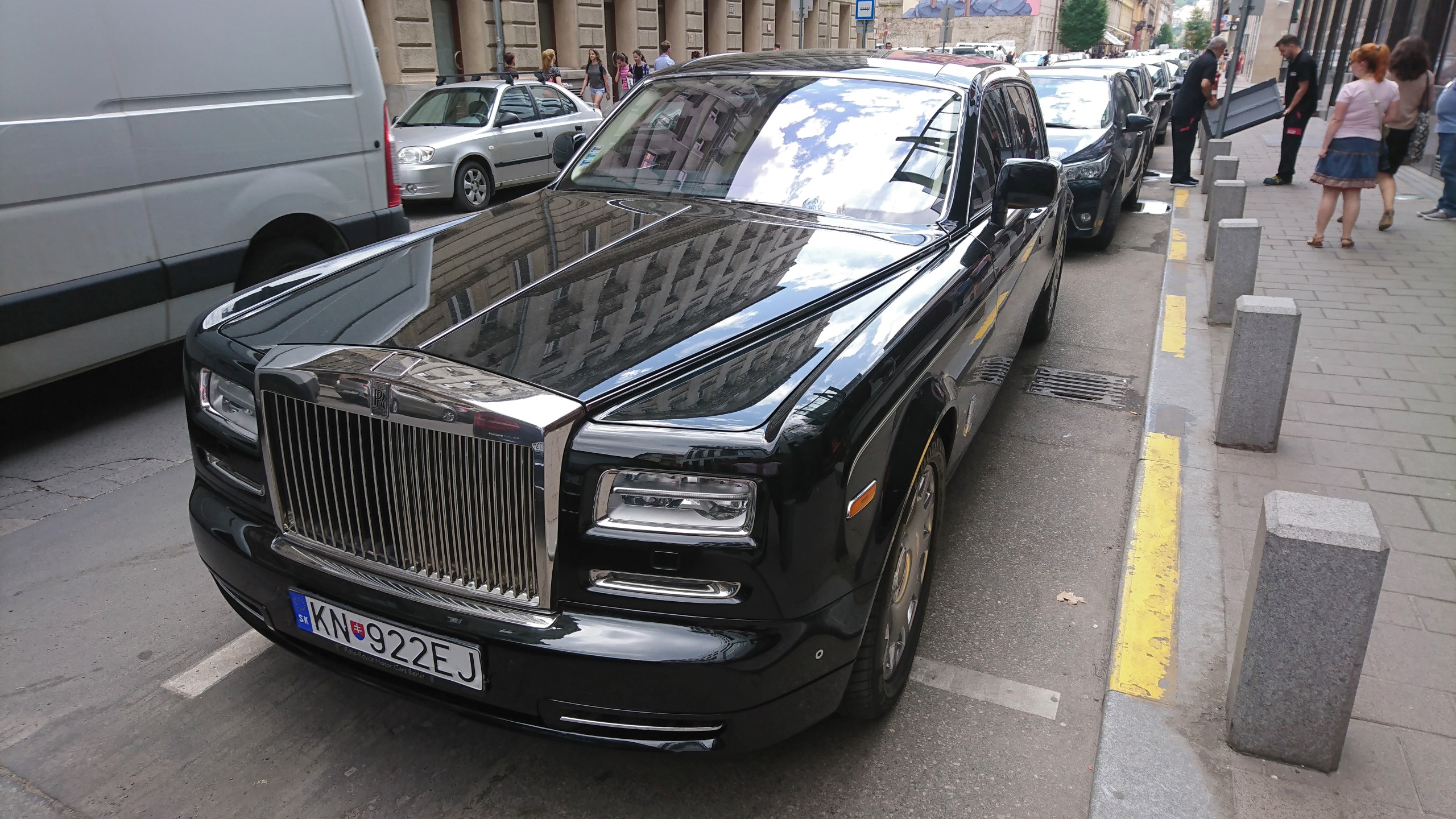 Rolls-Royce Phantom büntetés Budapesten