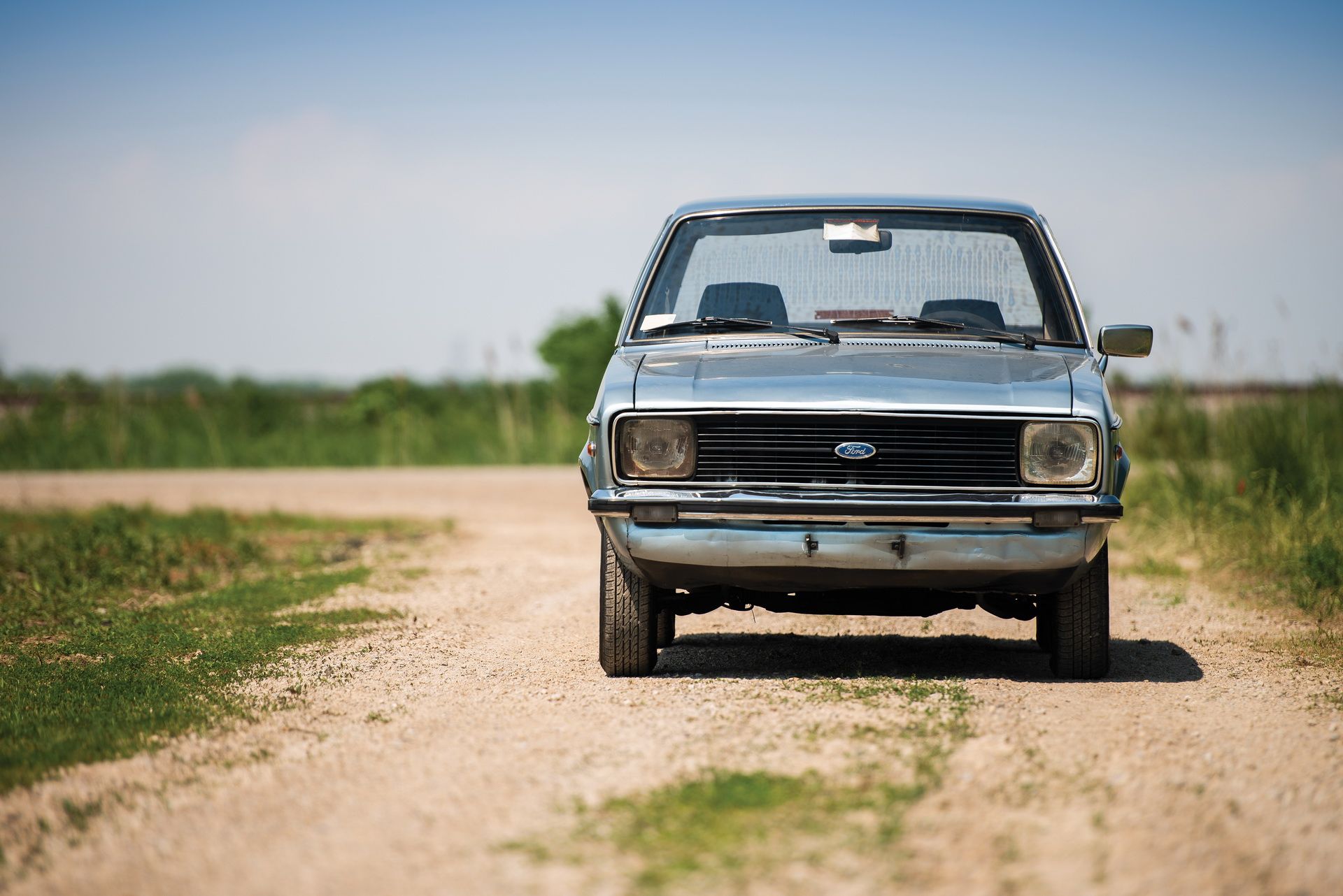 Купить старый форд. Старые машины Форд. Ford 2 старый. Ford старенький. Форд маленький старый.