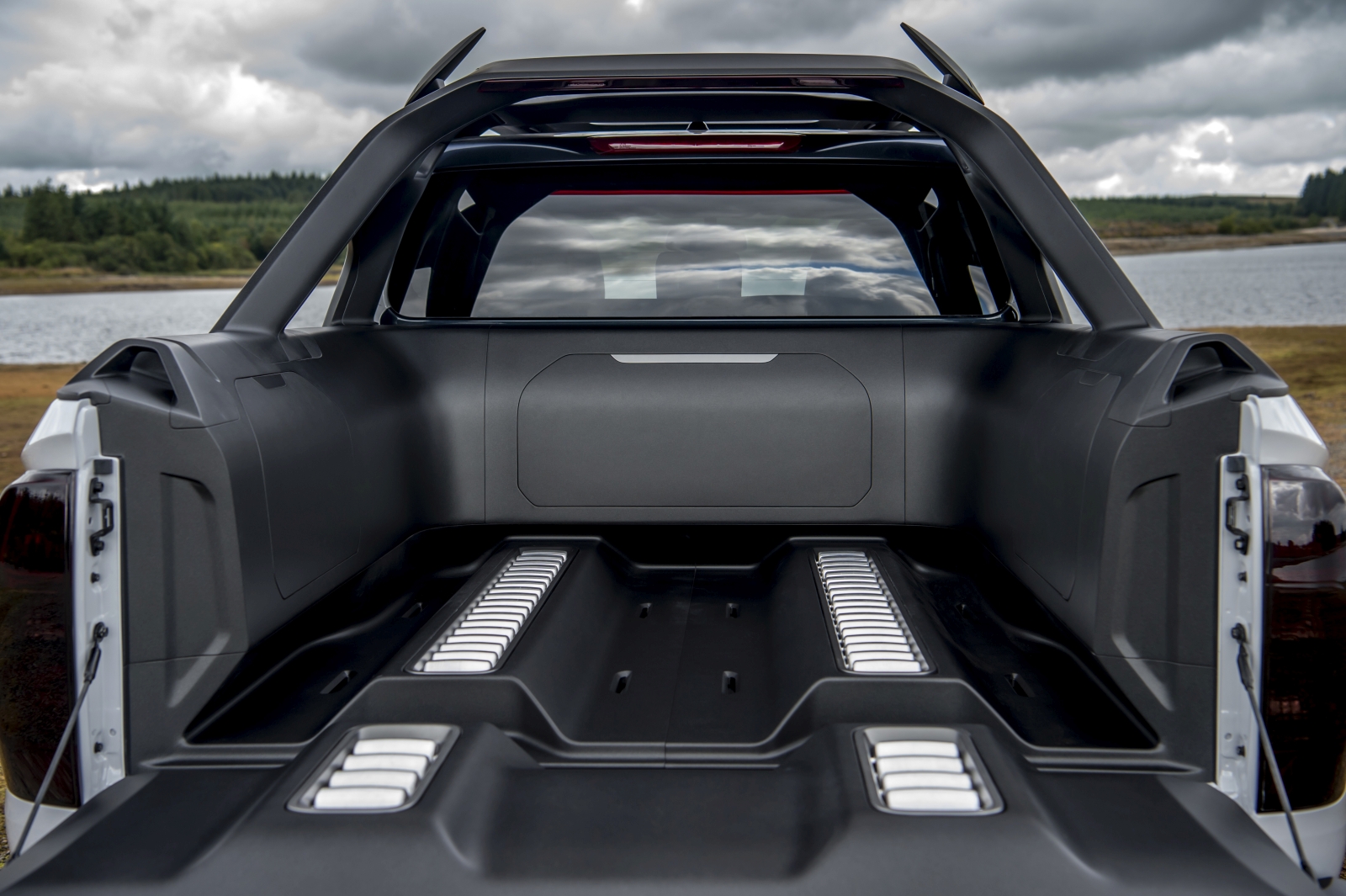 Nissan Navara Dark Sky Concept