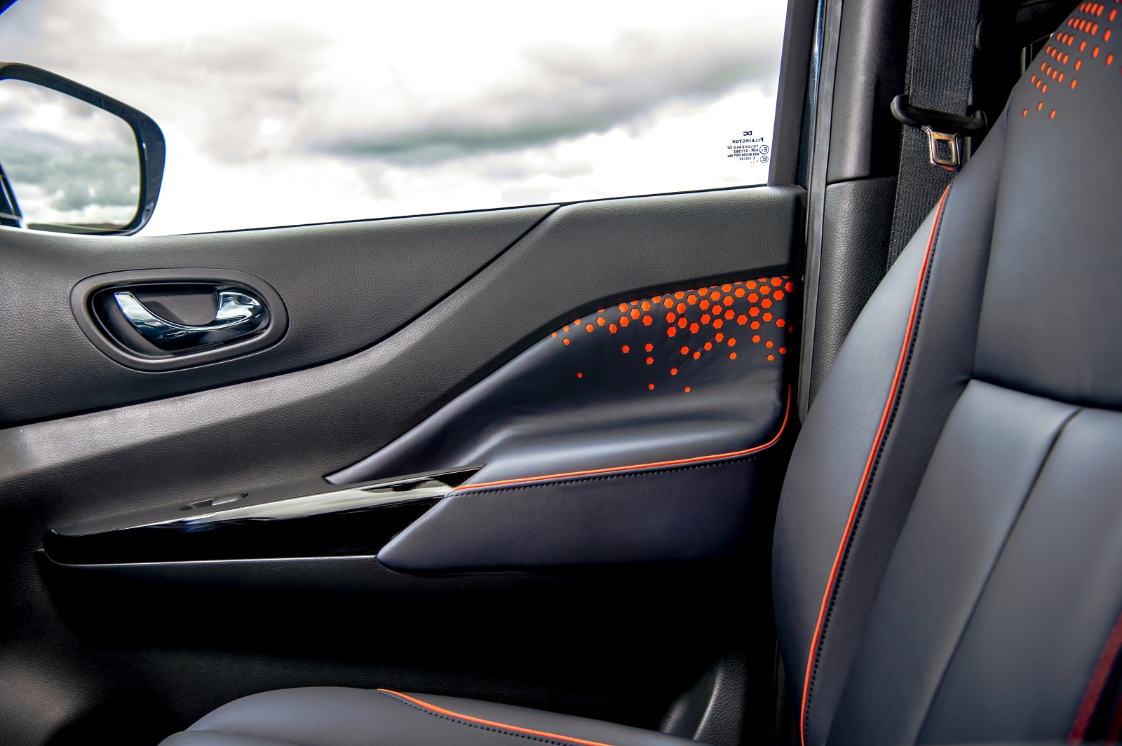 Nissan Navara Dark Sky Concept