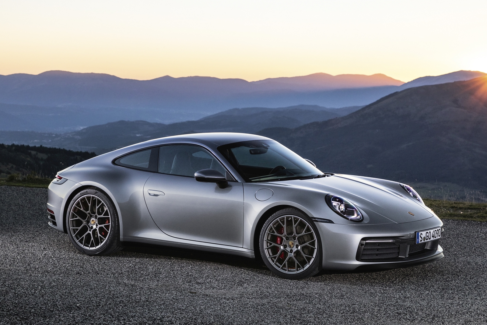 Itt Az Uj Porsche 911 Autoblog