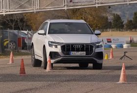 audi q8, autós videó, gumiteszt, jávorszarvas-teszt, új audi