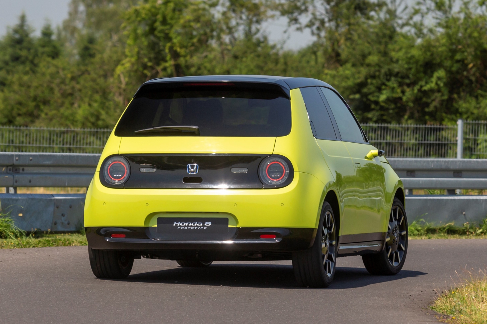 Honda e