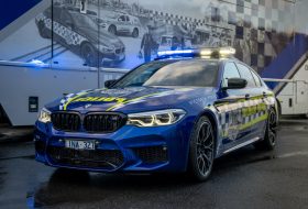 ausztrália, autópálya, bmw m5, elfogó, m5 competition, rendőrség