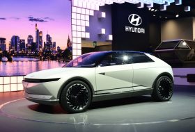 45, elektromos, frankfurt, hyundai 45, elektromos, frankfurt, hyundai