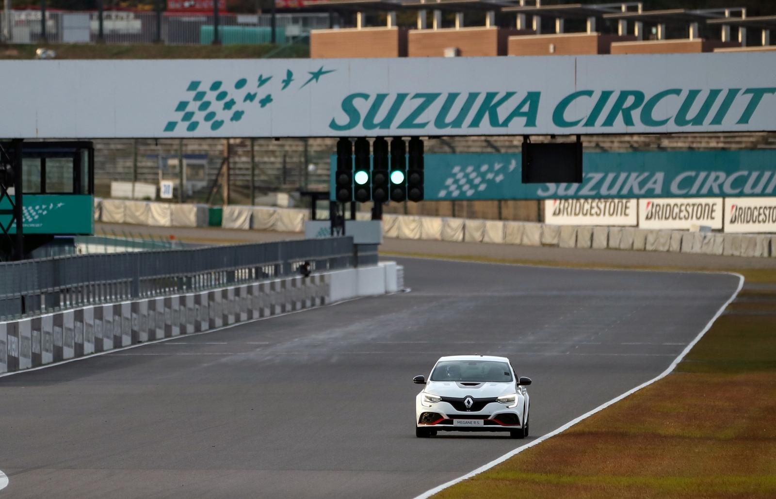 2019 - Nouvelle MÉGANE R.S. TROPHY-R : Nouveau record sur le circuit de Suzuka