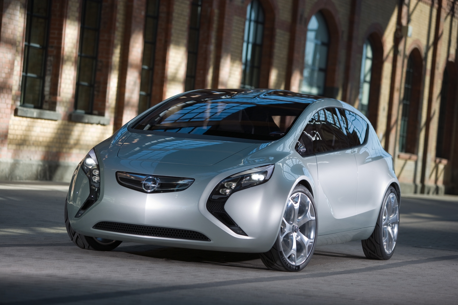 Elektromos jármű fejlesztések az Opelnél