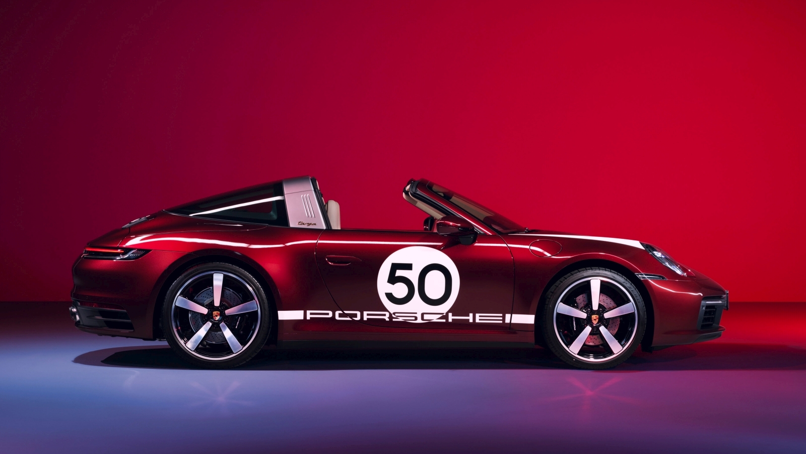 Porsche 911 Targa 4S Heritage Design Edition