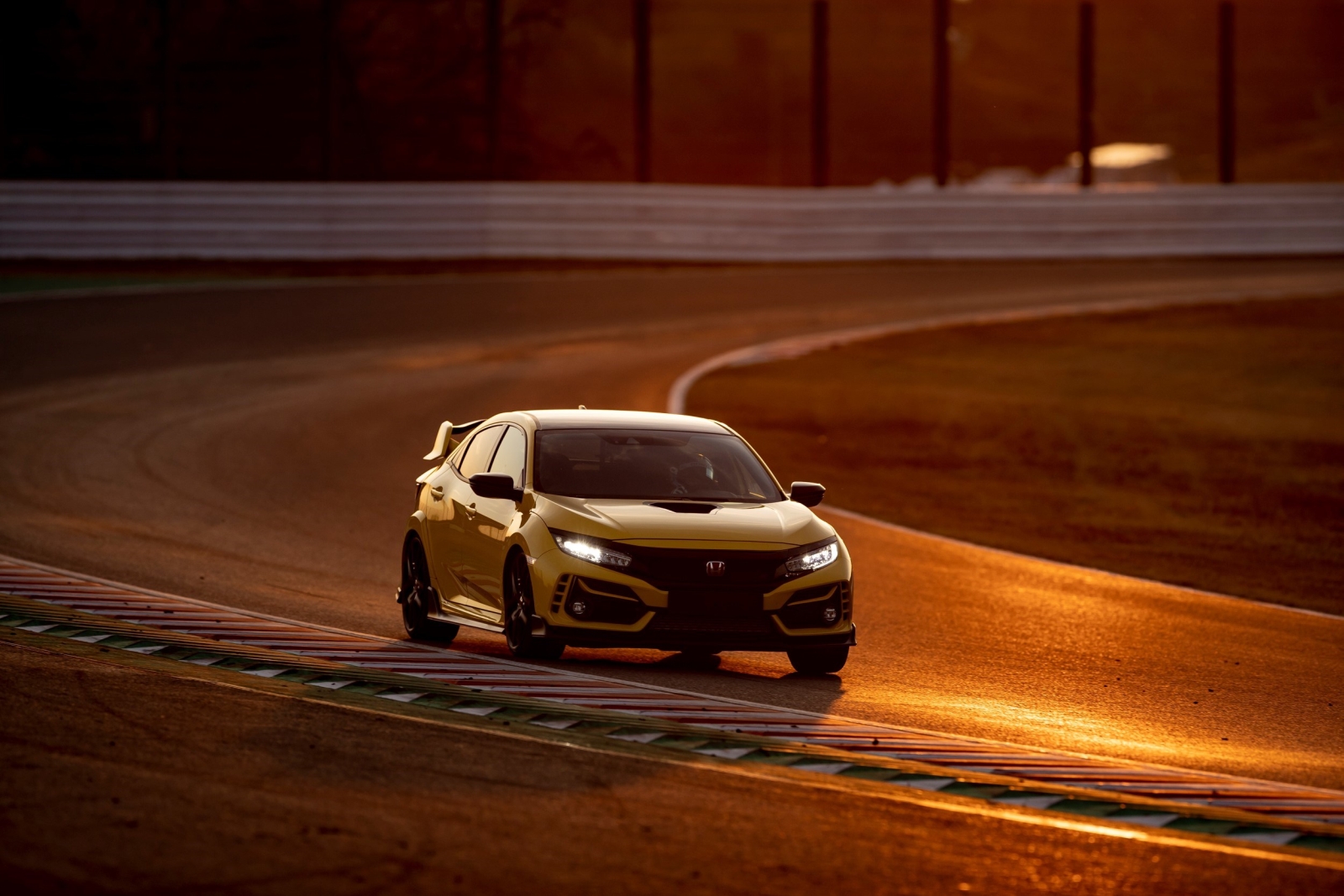 Honda Civic Type R Suzuka