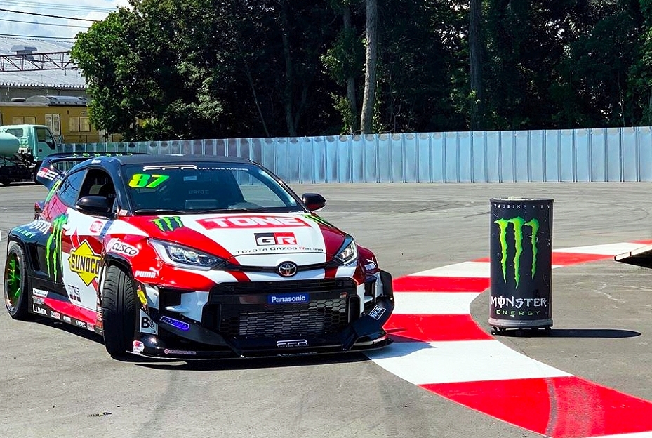 Rocket Bunny Toyota Yaris