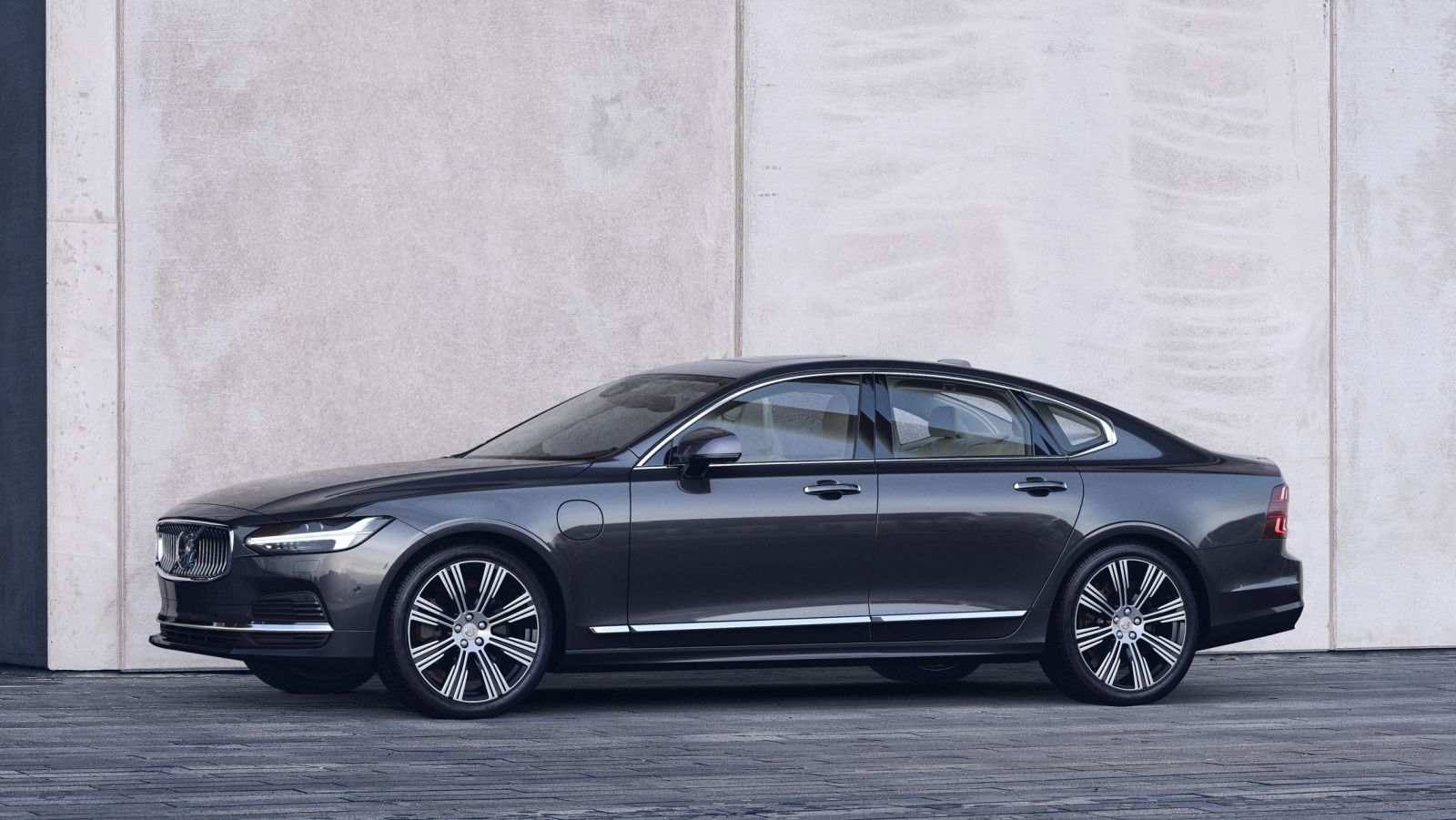 Volvo Recharge plug-in hibrid modellek