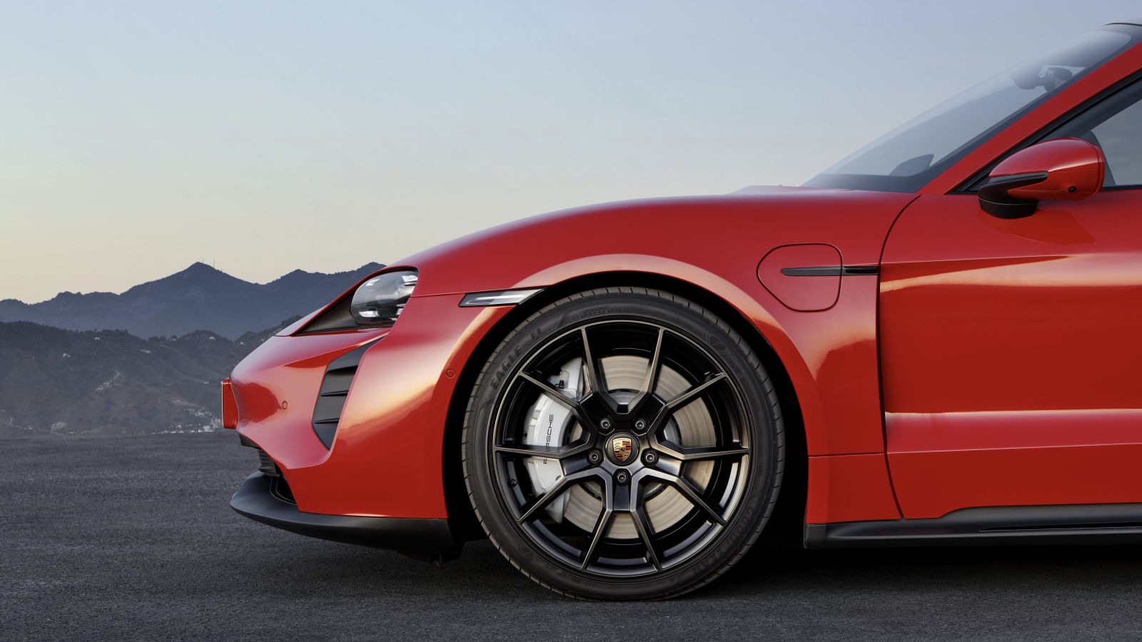 Porsche Taycan GTS, Taycan GTS Sport Turismo