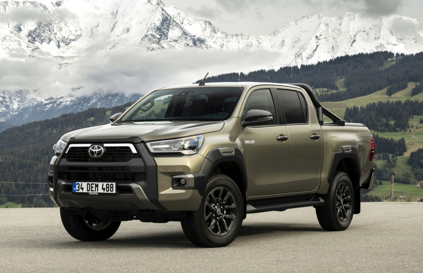 toyota_hilux_2020_1