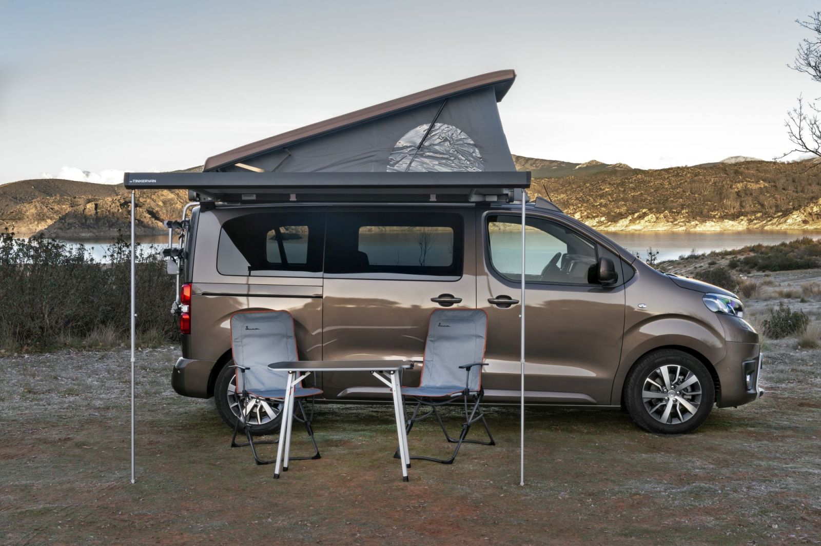 Toyota Proace Verso Camper és Camper Nomad Plus Home