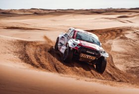 dakar, dakar rali, gazoo racing, toyota, toyota hilux