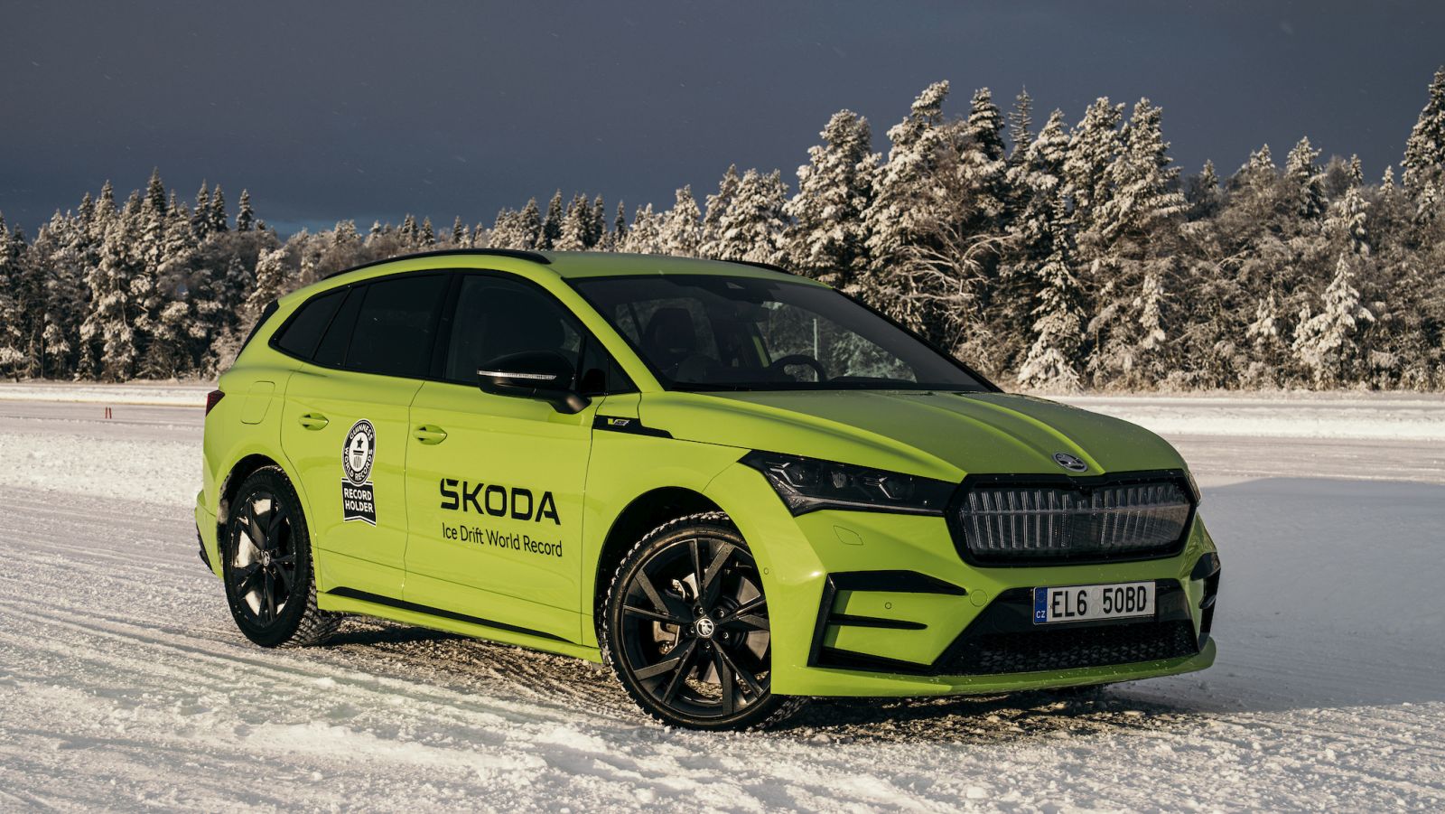 Škoda Enyaq iV RS jégdrift rekord